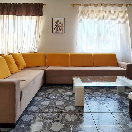 Fabio'S Apartment Vlorë Εξωτερικό φωτογραφία